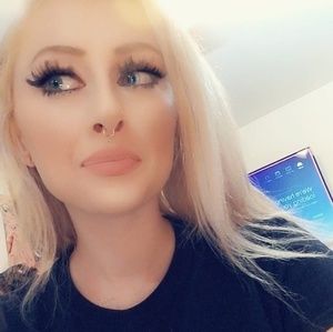 Meet your Posher, Katlyne